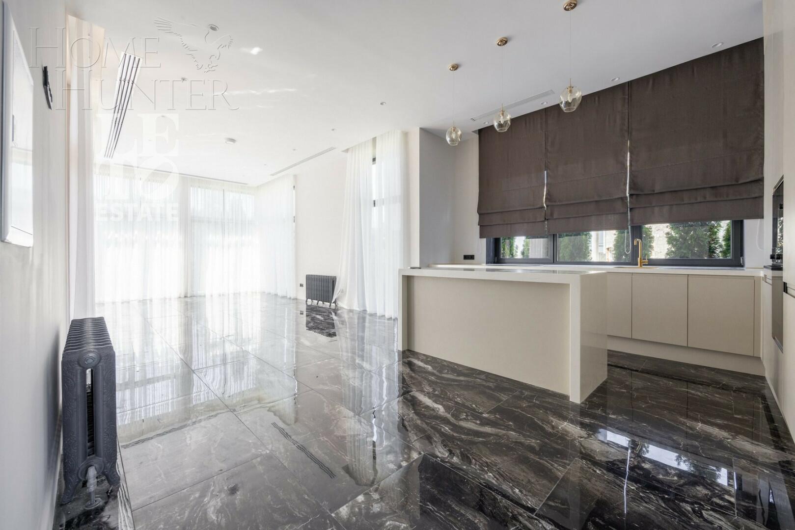 2-этажный коттедж 995 м² с отделкой