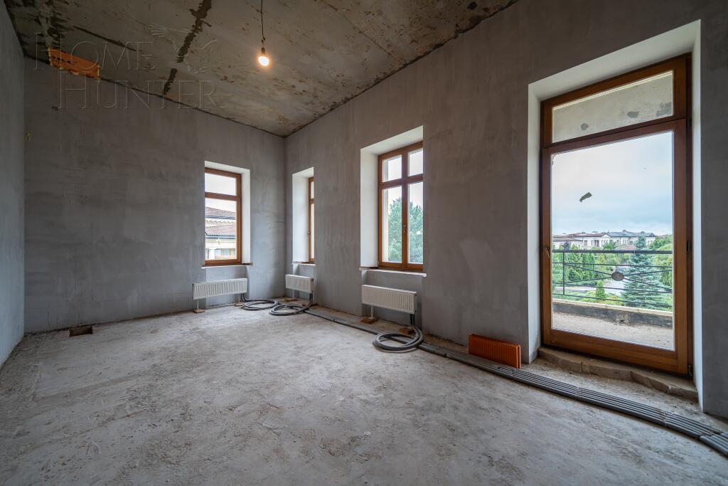 2-этажный коттедж 1 320 м² без отделки