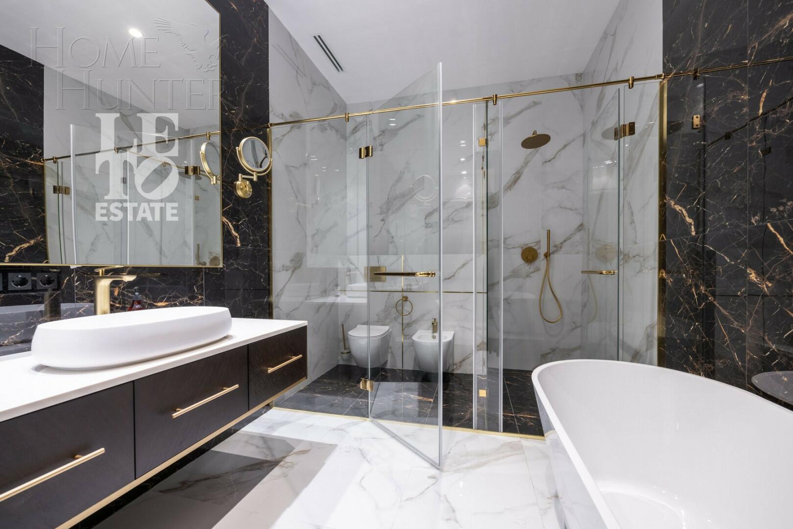 2-этажный коттедж 995 м² с отделкой