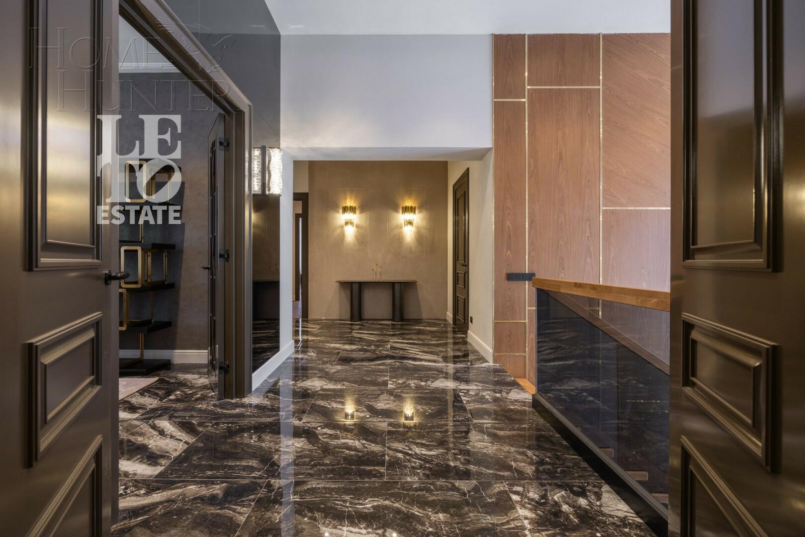 2-этажный коттедж 995 м² с отделкой