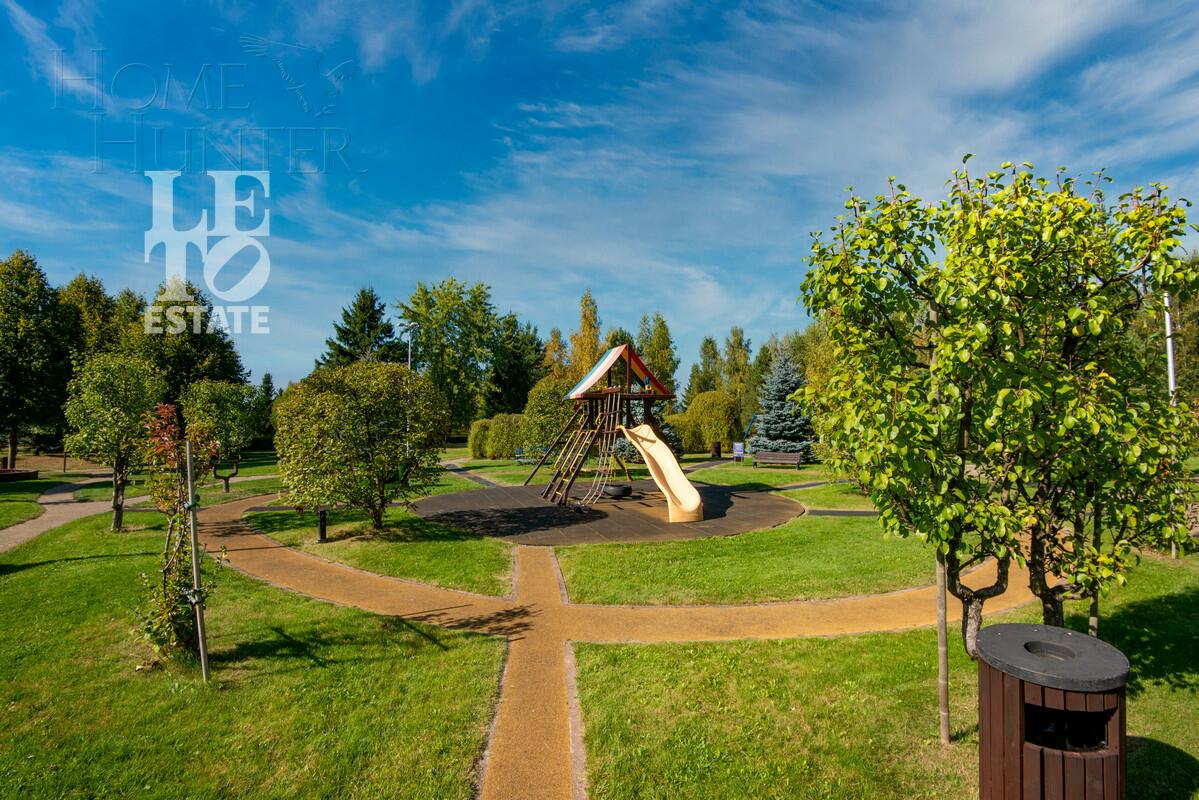 3-этажный коттедж 1 000 м² без отделки