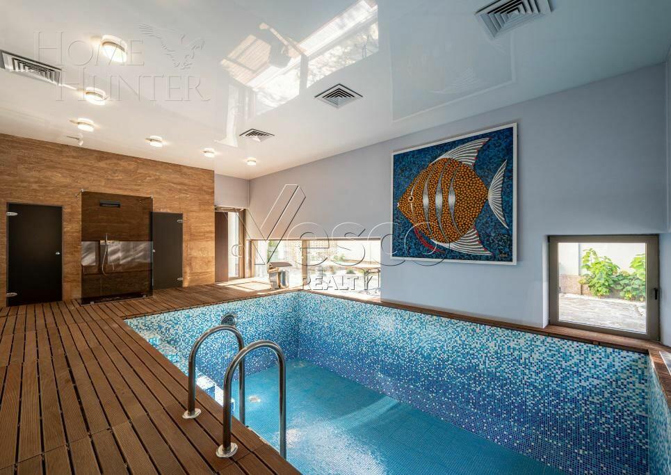 2-этажный коттедж 560 м² с отделкой