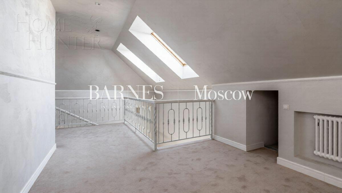 2-этажный коттедж 1 000 м² с отделкой