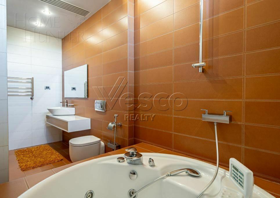 2-этажный коттедж 560 м² с отделкой