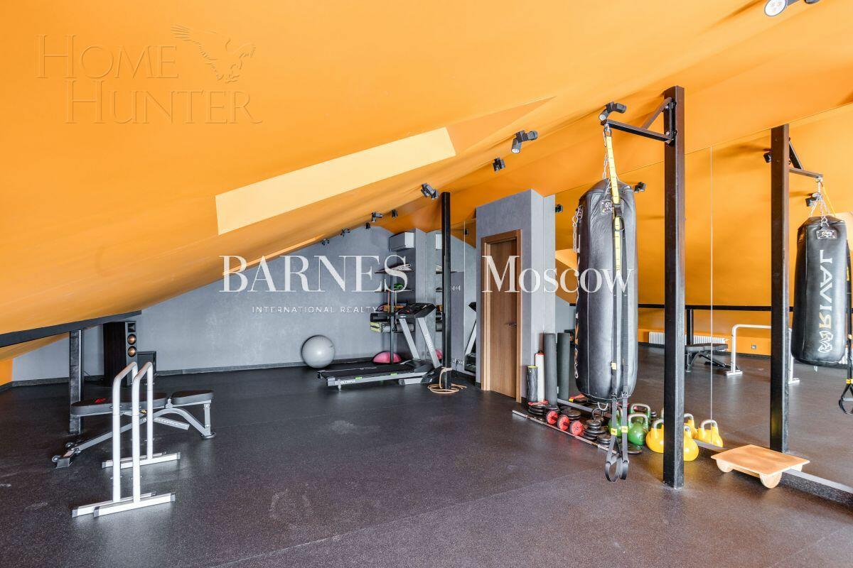 3-этажный коттедж 700 м² с отделкой