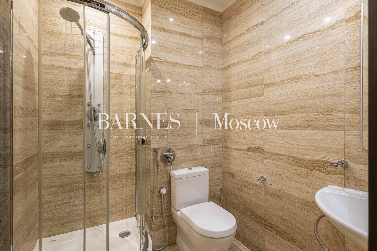 3-КОМН. КВАРТИРА С ОТДЕЛКОЙ 179.6 М² НА 3 ЭТАЖЕ