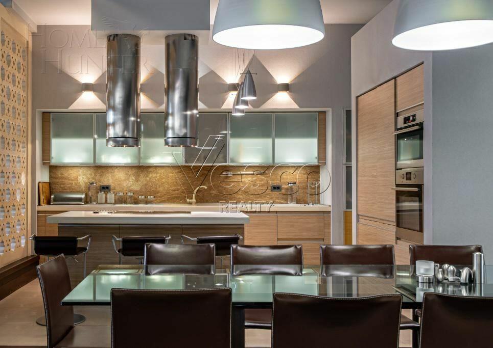 2-этажный коттедж 560 м² с отделкой