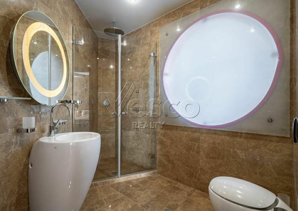 2-этажный коттедж 560 м² с отделкой