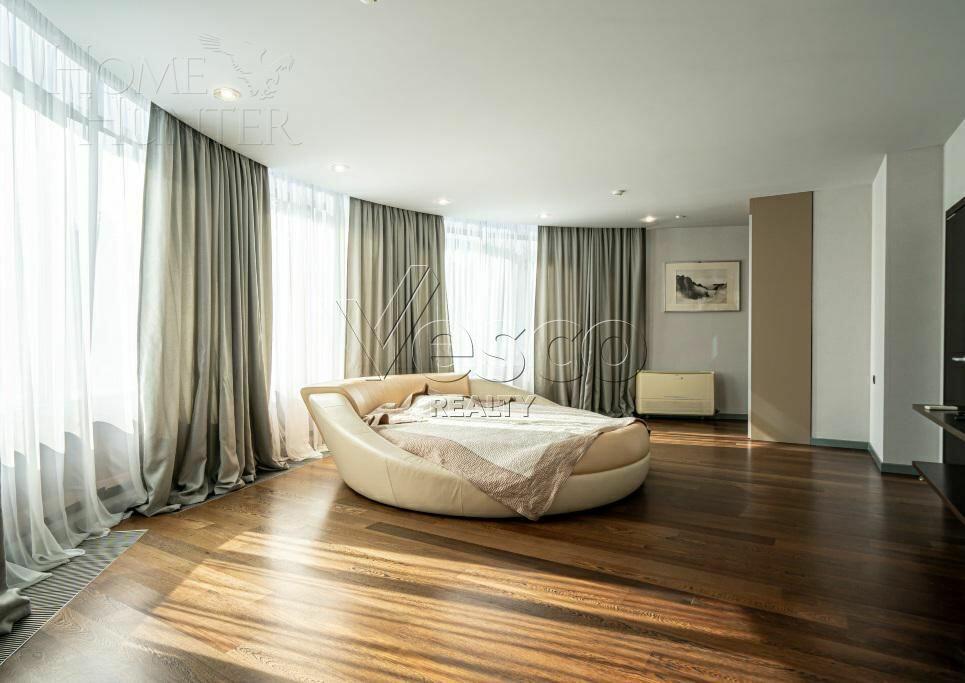 2-этажный коттедж 560 м² с отделкой