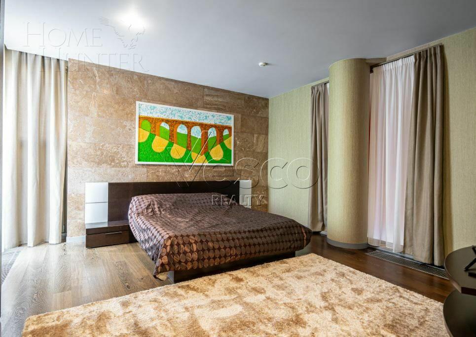 2-этажный коттедж 560 м² с отделкой