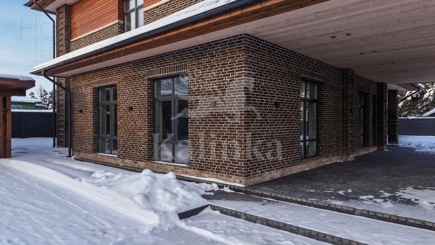 2-этажный коттедж 350 м² с отделкой