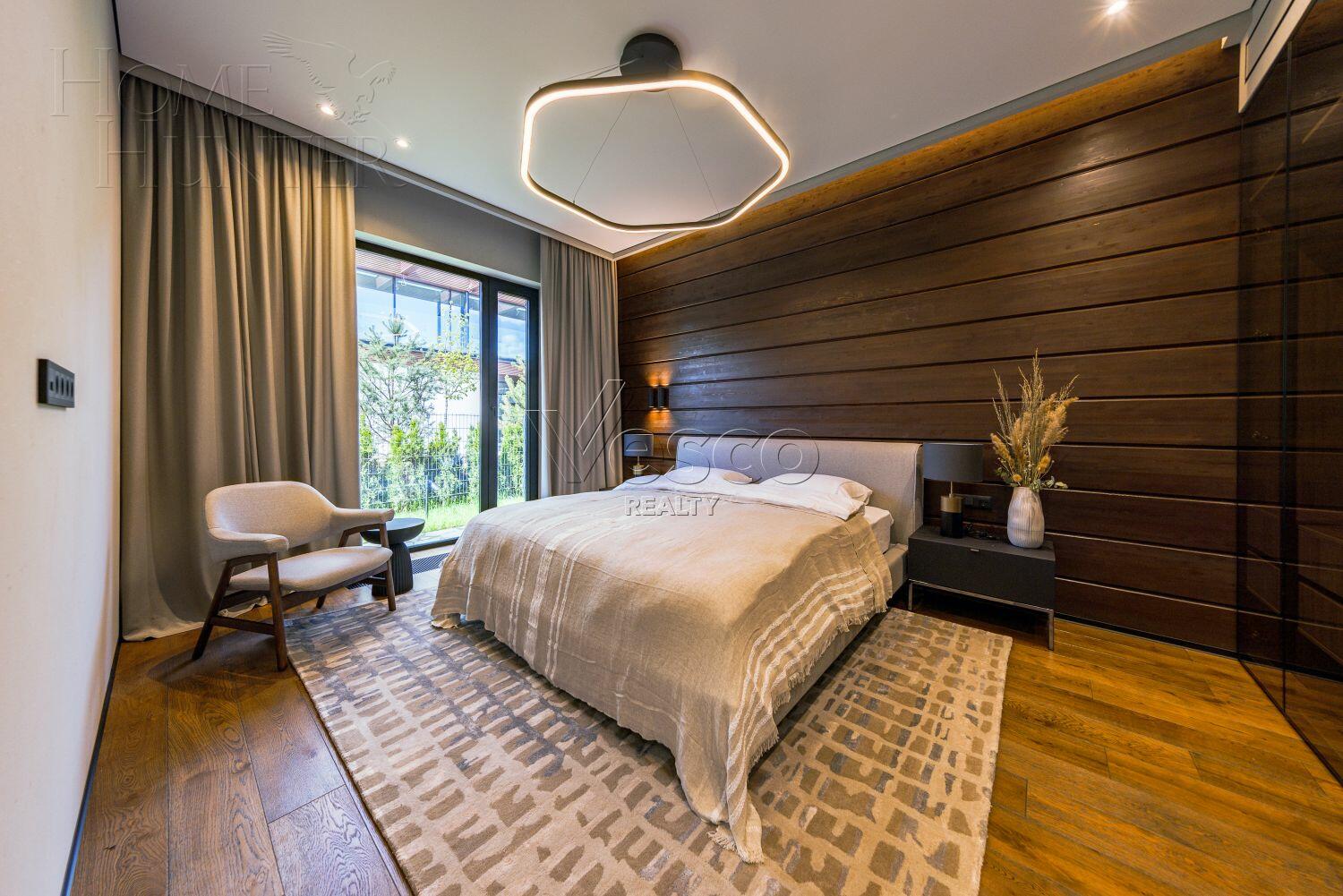 1-этажный коттедж 444 м² с отделкой