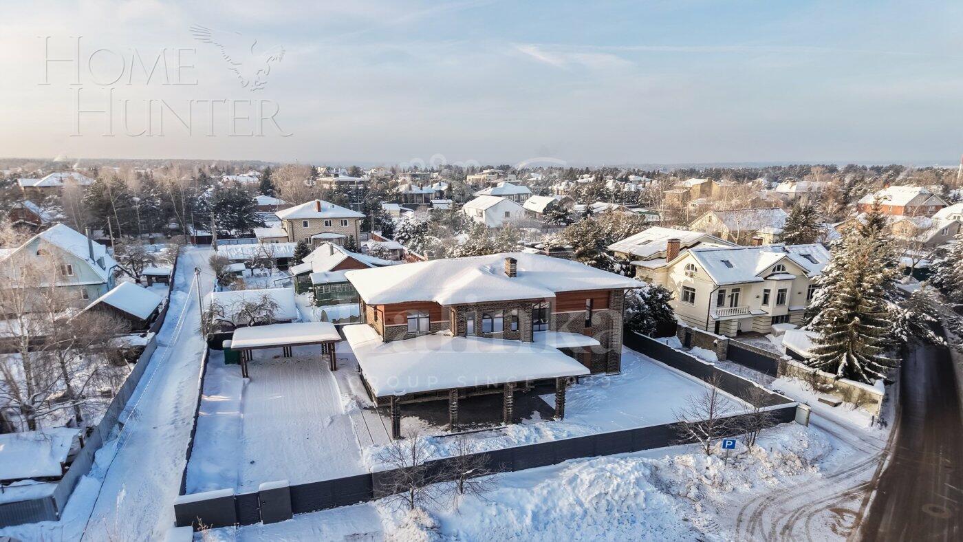 2-этажный коттедж 350 м² с отделкой