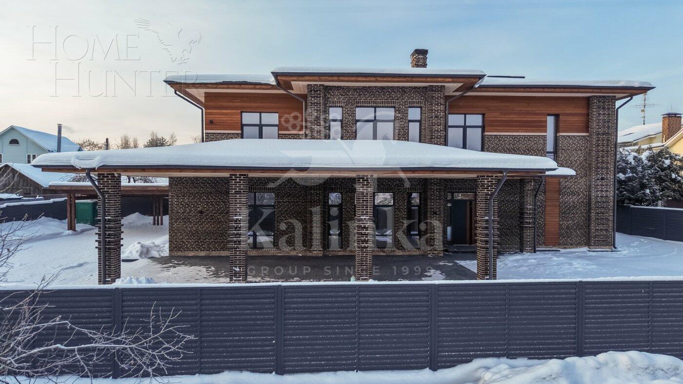 2-этажный коттедж 350 м² с отделкой