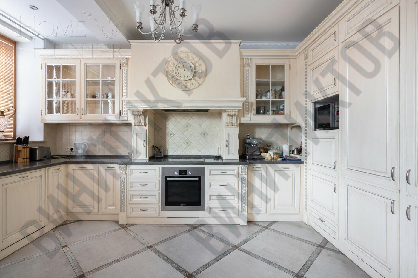 8-КОМН. КВАРТИРА С ОТДЕЛКОЙ 275.3 М² НА 9 ЭТАЖЕ