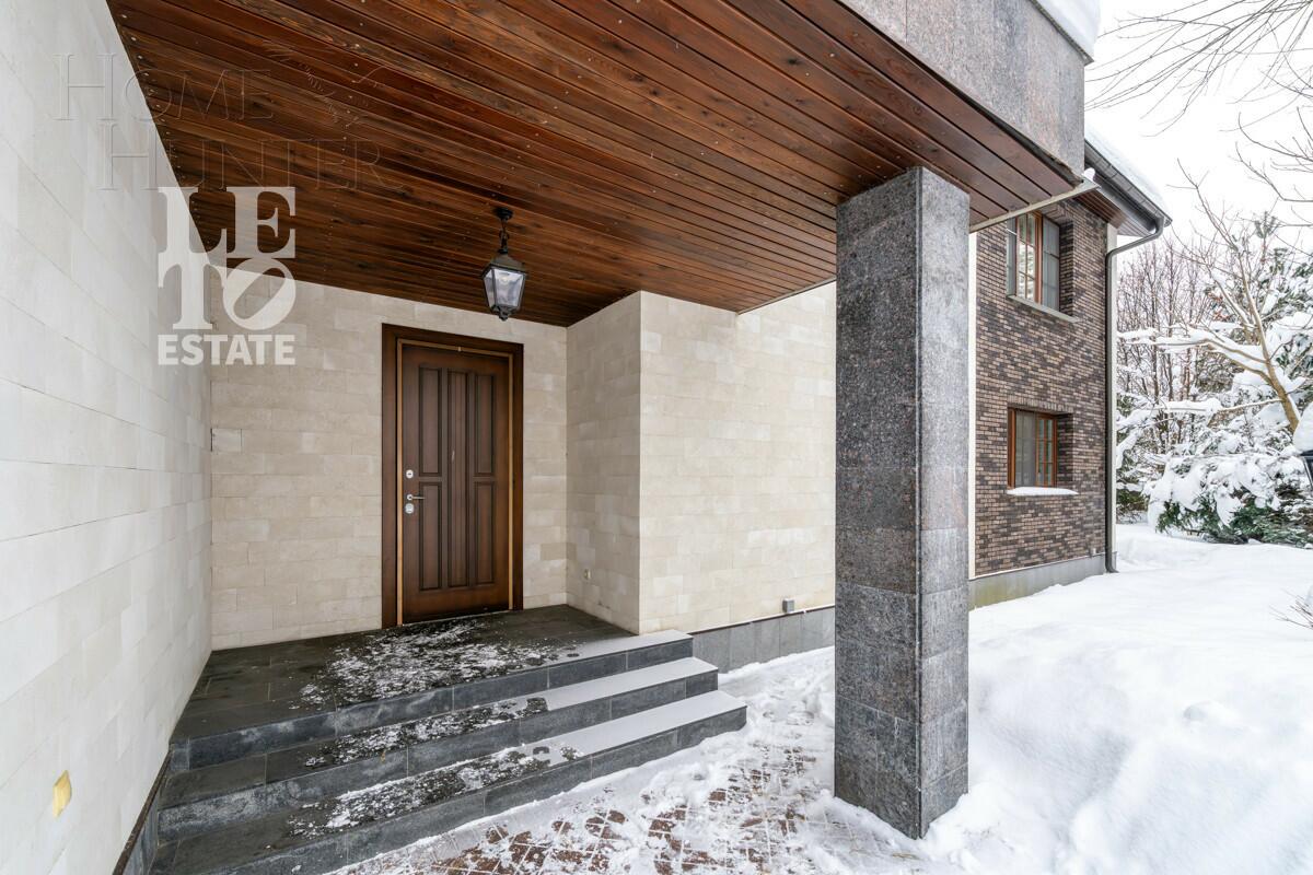 2-этажный коттедж 530 м² с отделкой