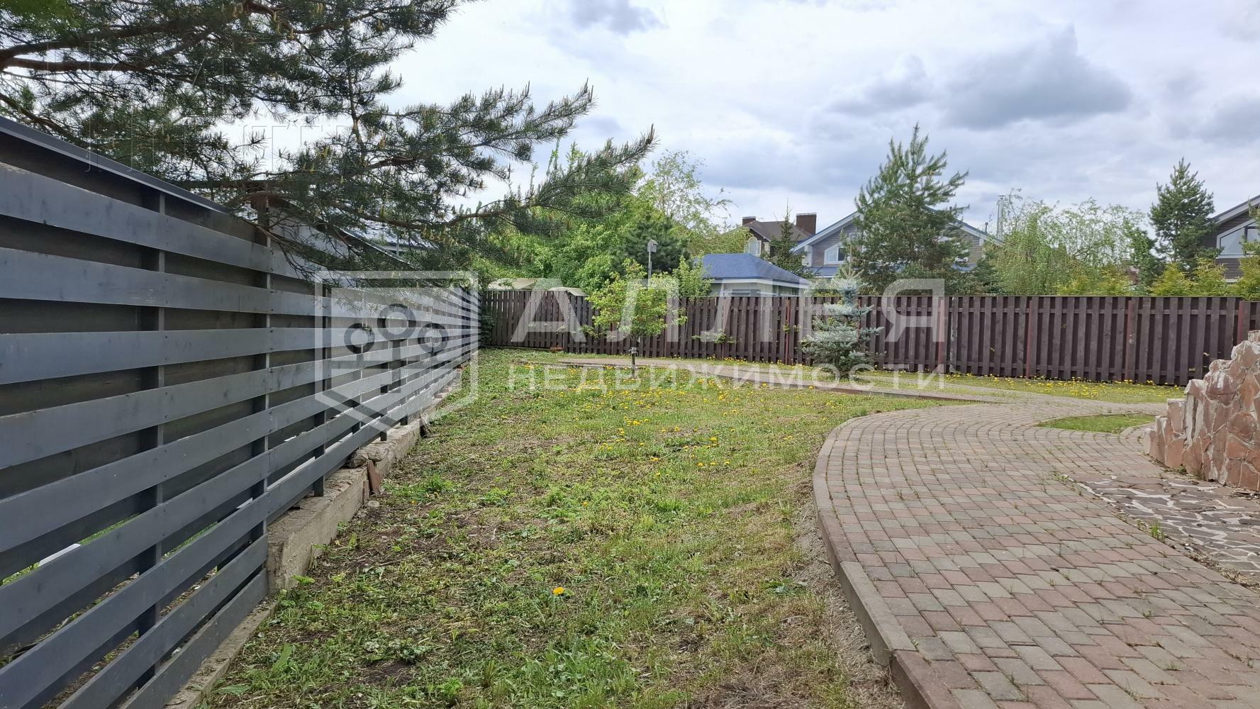 2-этажный коттедж 300 м² без отделки