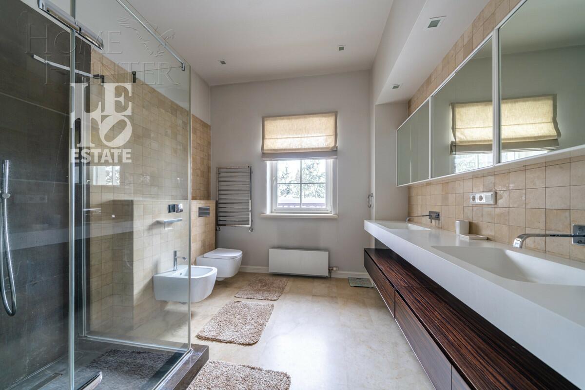 2-этажный коттедж 530 м² с отделкой