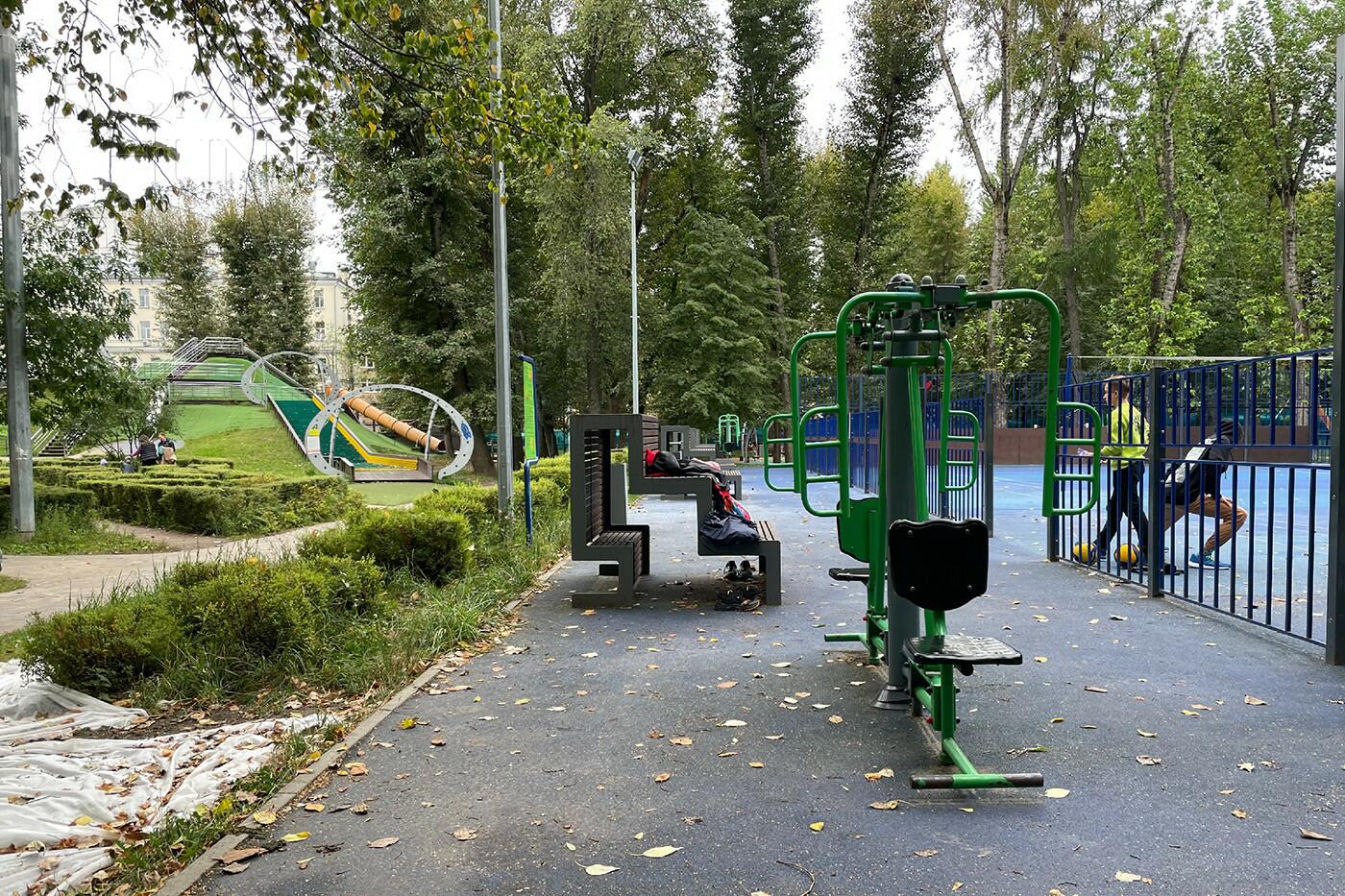 8-КОМН. КВАРТИРА С ОТДЕЛКОЙ 275.3 М² НА 9 ЭТАЖЕ