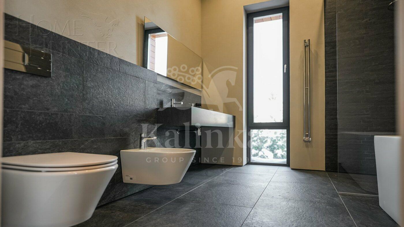 2-этажный коттедж 350 м² с отделкой