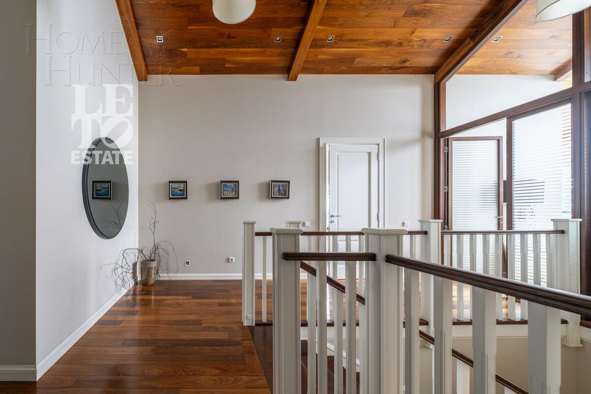 2-этажный коттедж 530 м² с отделкой