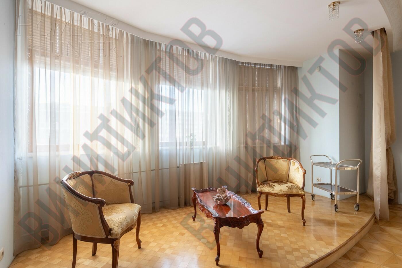 8-КОМН. КВАРТИРА С ОТДЕЛКОЙ 275.3 М² НА 9 ЭТАЖЕ