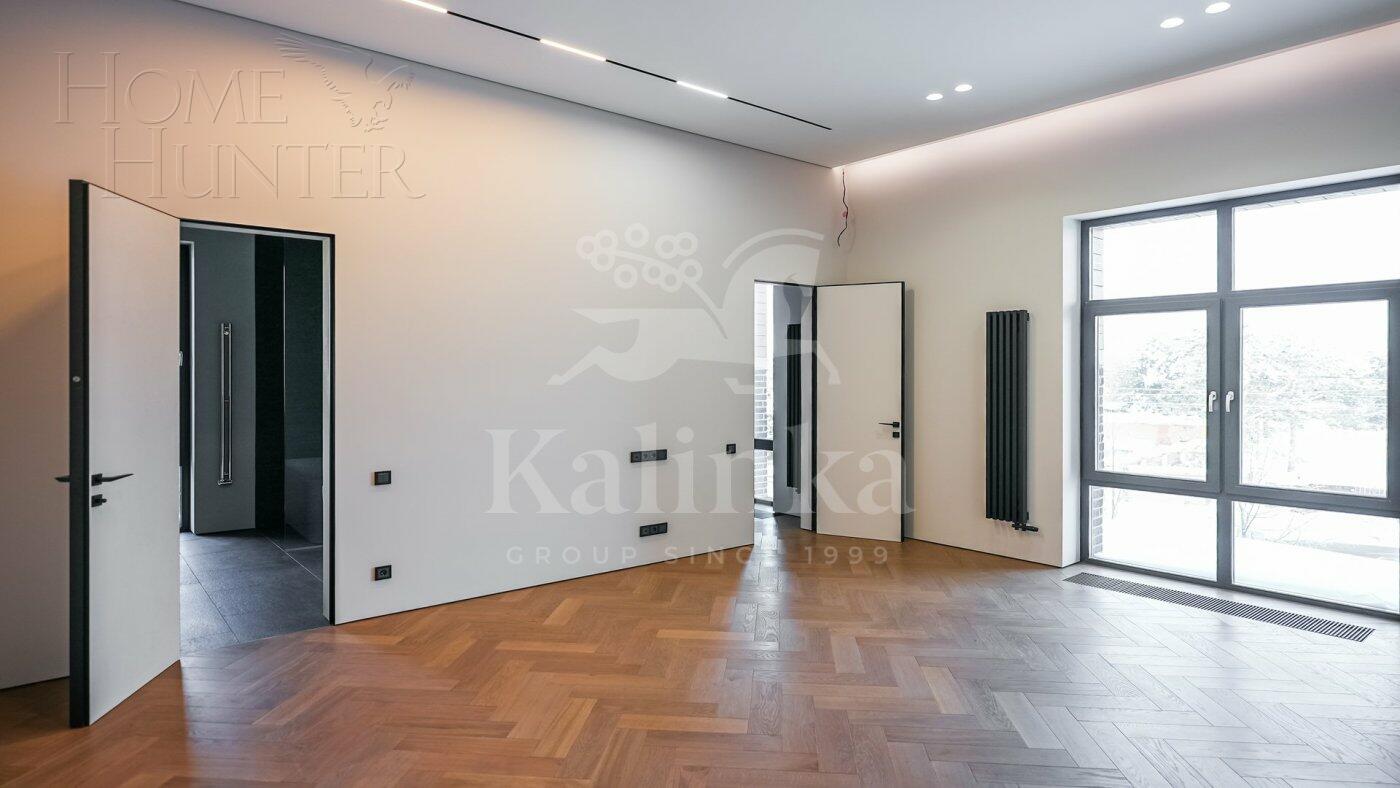 2-этажный коттедж 350 м² с отделкой