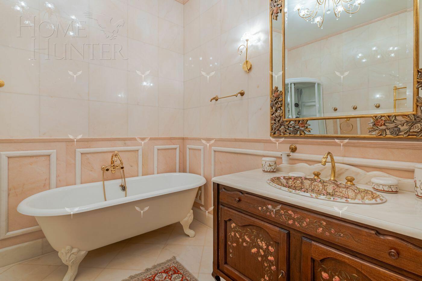 2-КОМН. КВАРТИРА С ОТДЕЛКОЙ 125.4 М² НА 8 ЭТАЖЕ