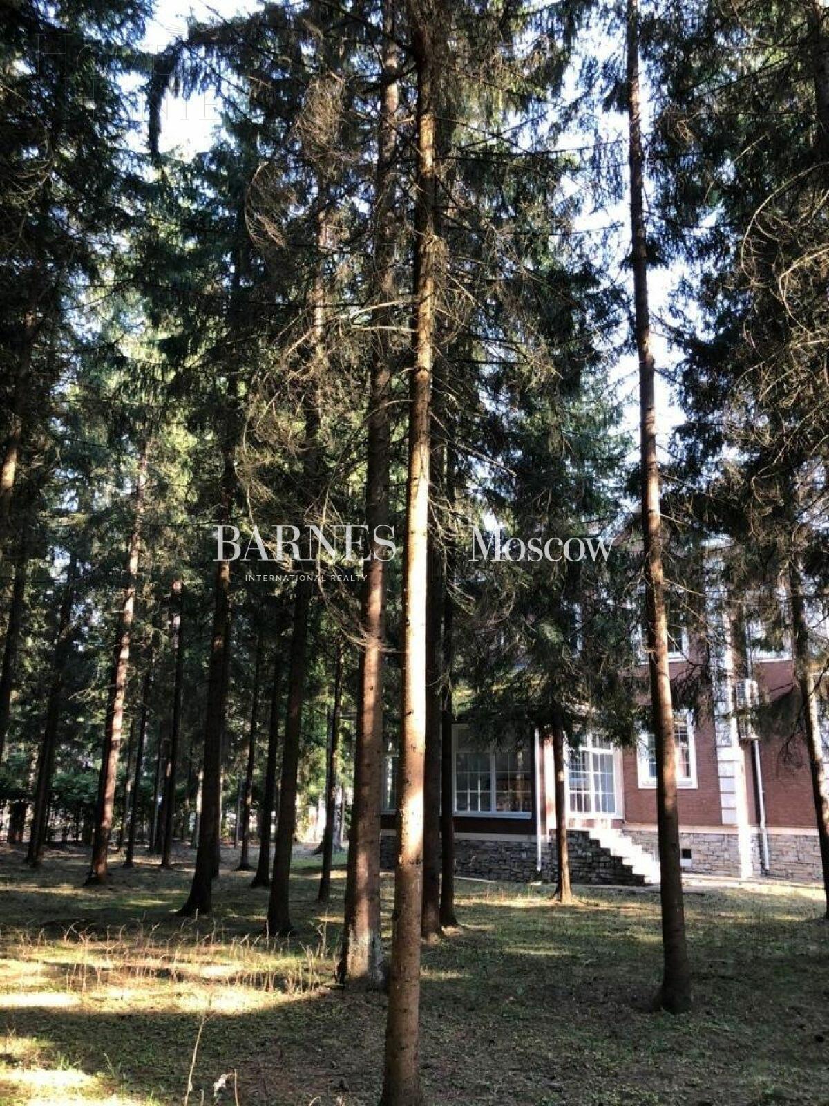 2-этажный коттедж 450 м² с отделкой