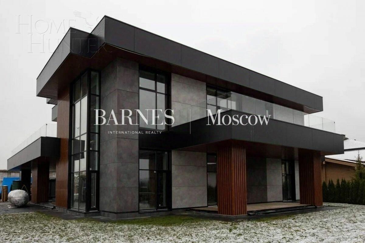 2-этажный коттедж 800 м² без отделки