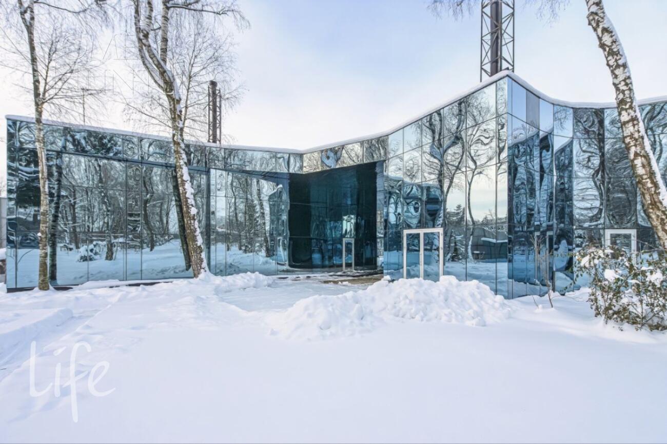 2-этажный коттедж 2 000 м² без отделки