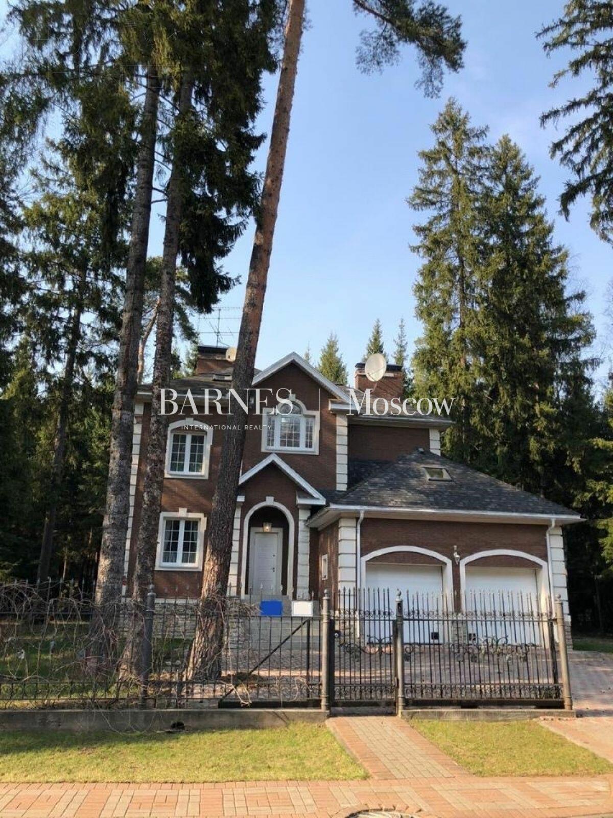 2-этажный коттедж 450 м² с отделкой