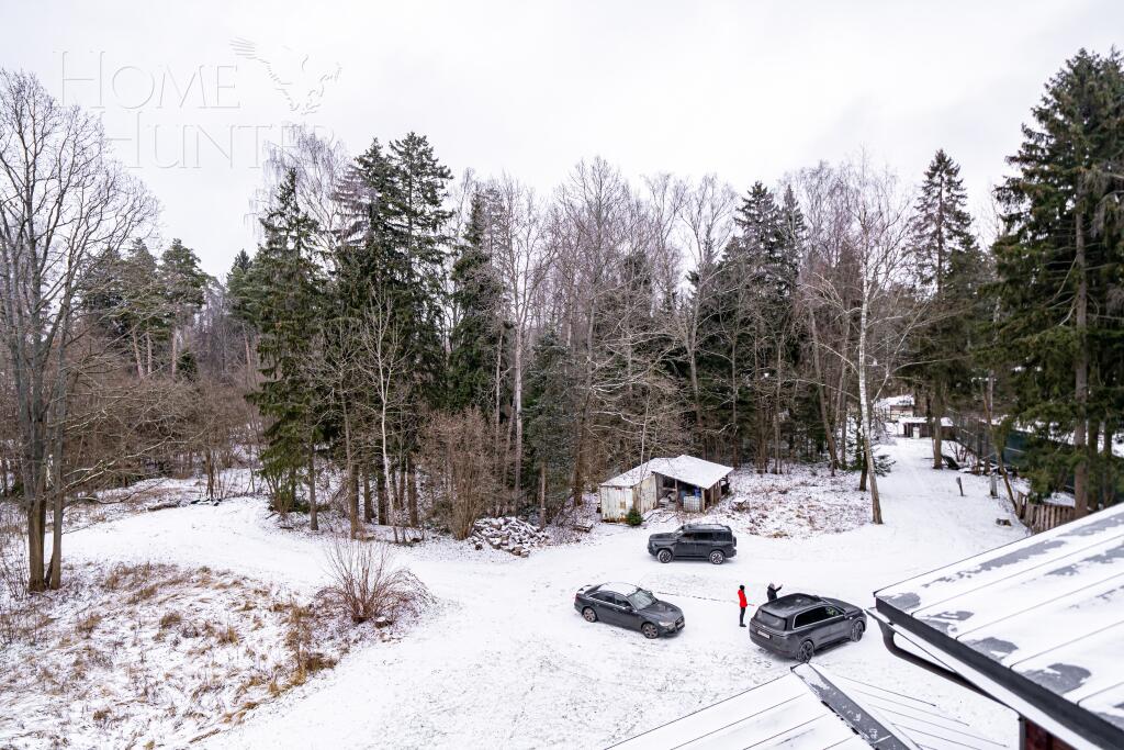 3-этажный коттедж 2 193.5 м² без отделки