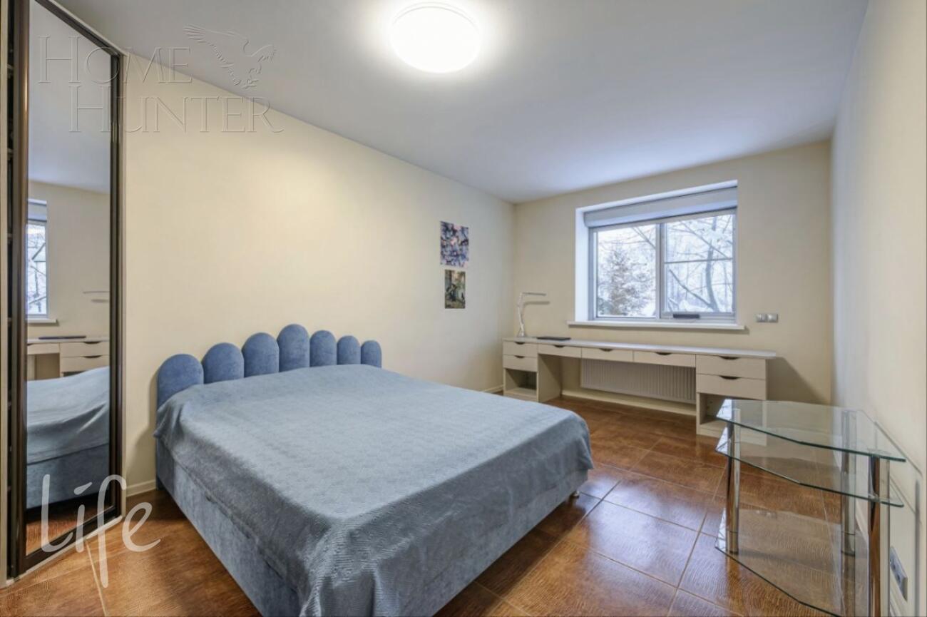 2-этажный коттедж 2 000 м² без отделки