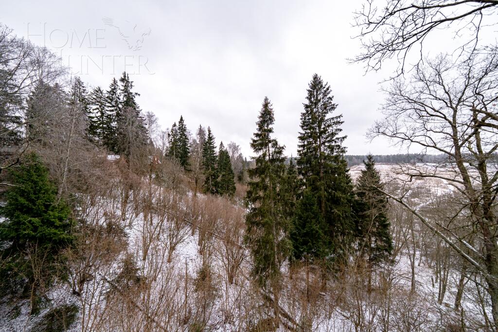 3-этажный коттедж 2 193.5 м² без отделки