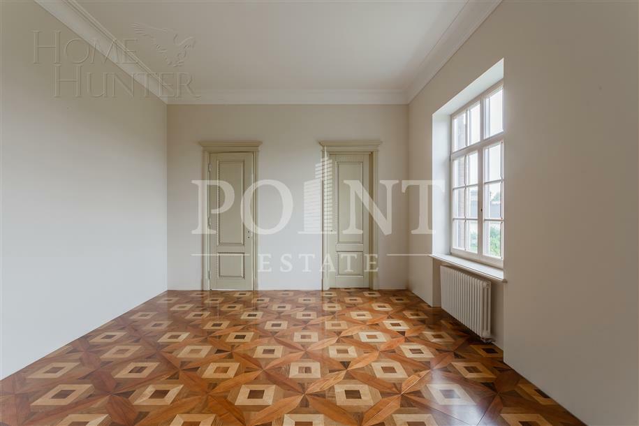 2-этажный коттедж 637.1 м² с отделкой