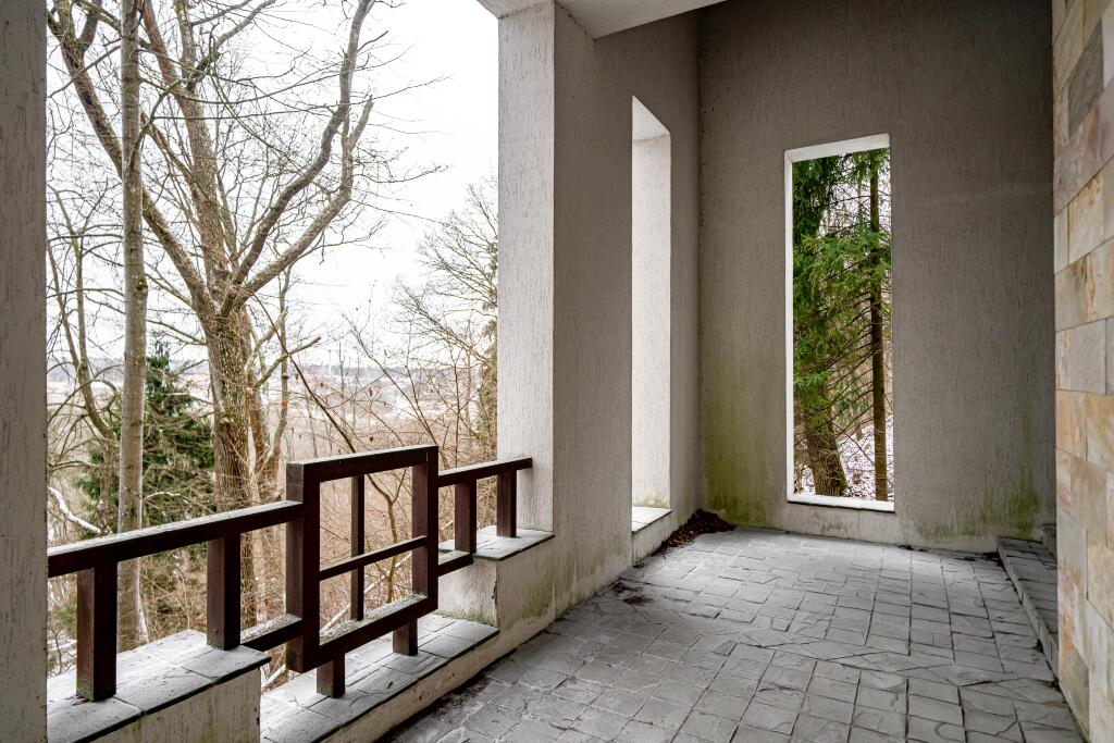 3-этажный коттедж 2 193.5 м² без отделки