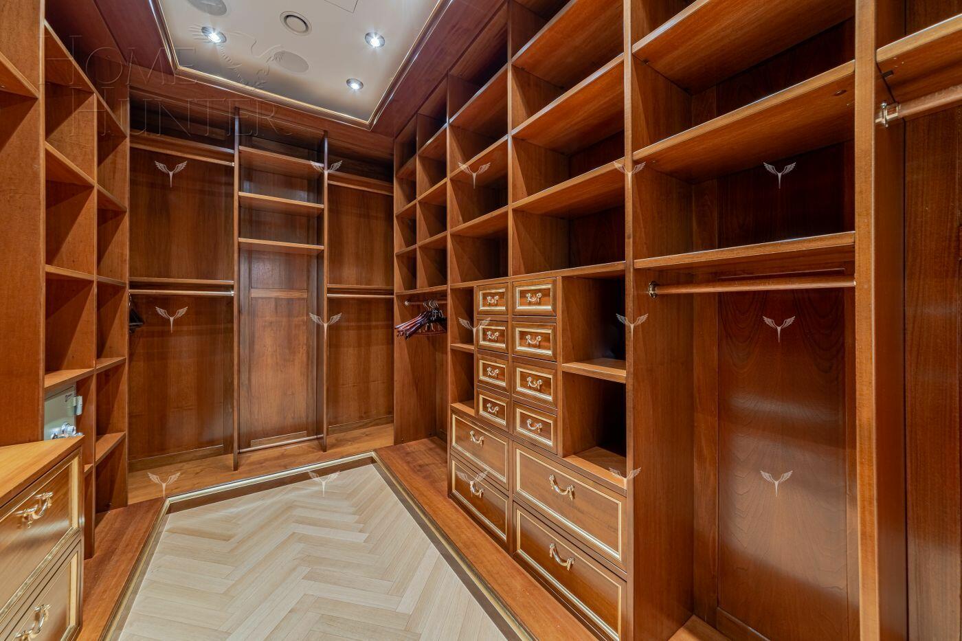 2-КОМН. КВАРТИРА С ОТДЕЛКОЙ 125.4 М² НА 8 ЭТАЖЕ