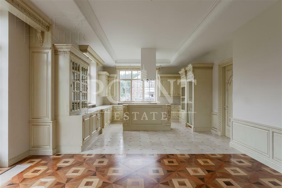 2-этажный коттедж 637.1 м² с отделкой