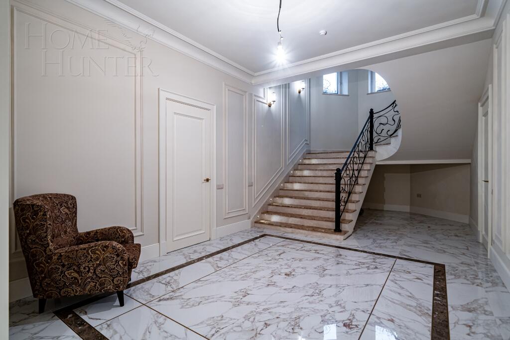 2-этажный коттедж 750 м² с отделкой