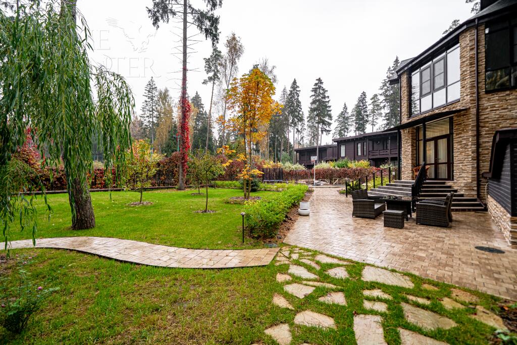 2-этажный коттедж 750 м² с отделкой