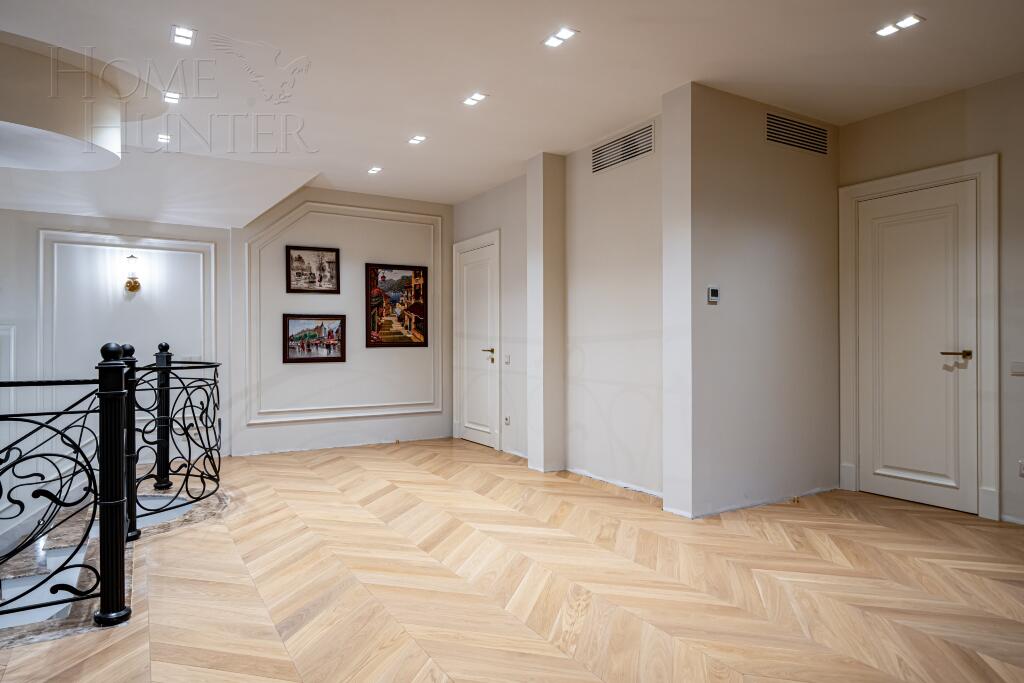 2-этажный коттедж 750 м² с отделкой