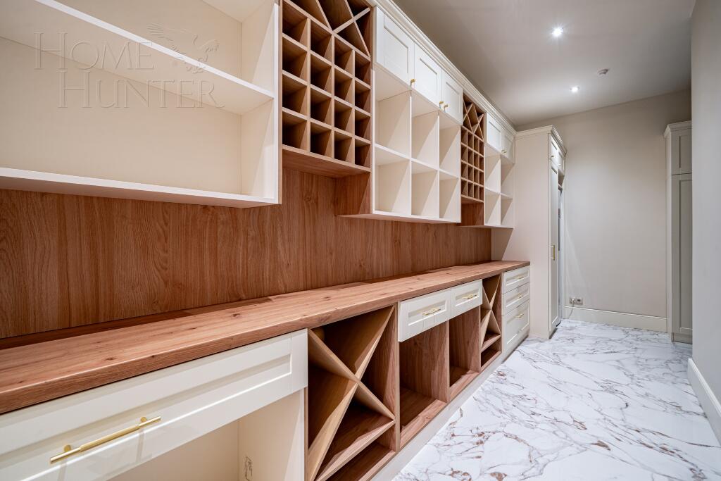 2-этажный коттедж 750 м² с отделкой