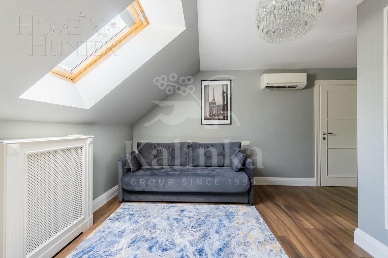 2-этажный коттедж 450 м² с отделкой