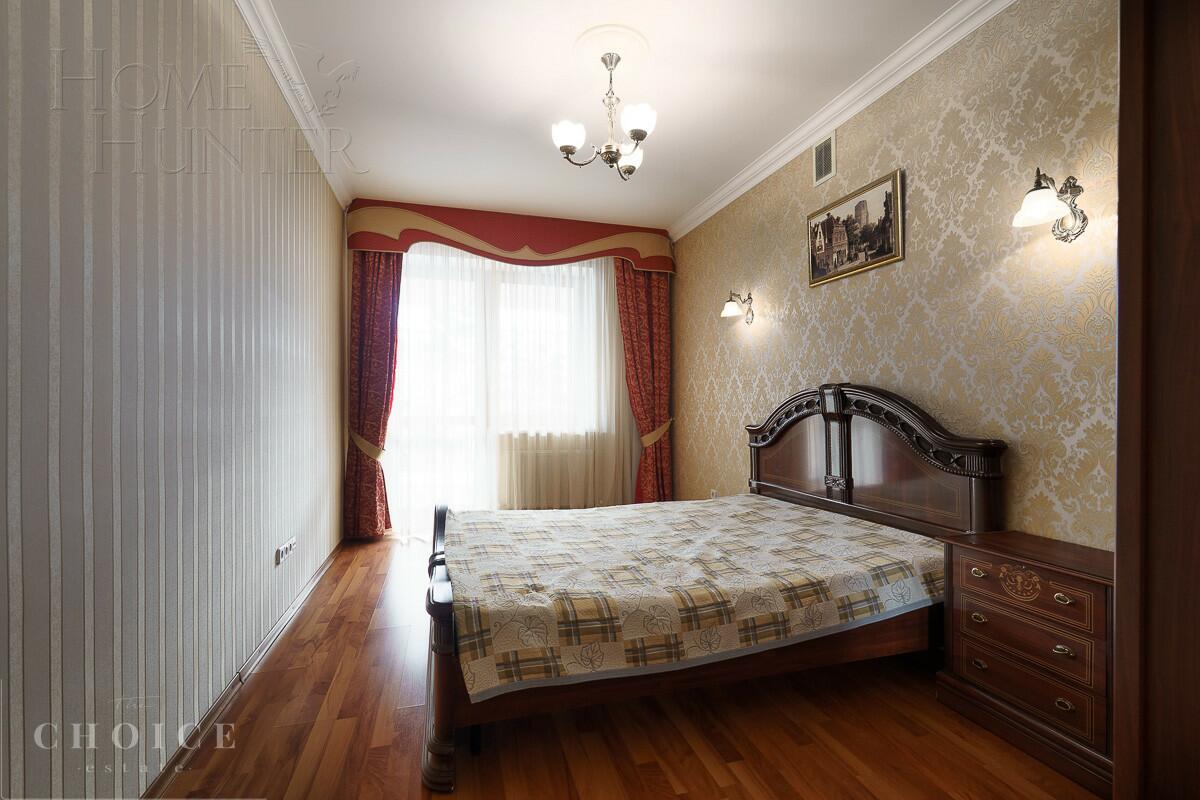 3-этажный таунхаус 270 м² с отделкой