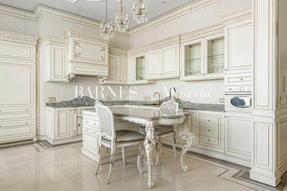 2-УРОВНЕВЫЙ ПЕНТХАУС С ОТДЕЛКОЙ 700 М² НА 12 ЭТАЖЕ