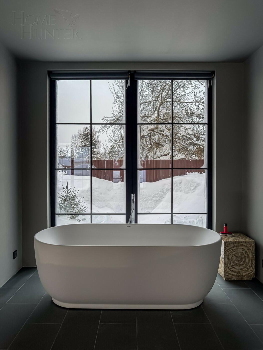 3-этажный коттедж 548.5 м² с отделкой