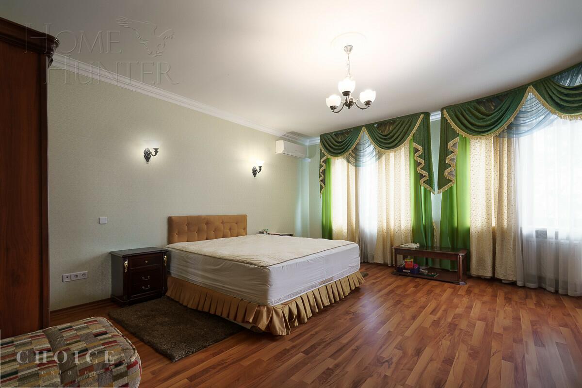 3-этажный таунхаус 270 м² с отделкой