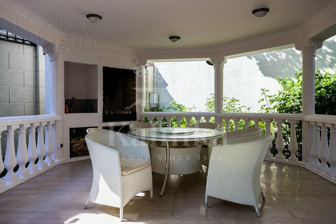 2-этажный коттедж 450 м² с отделкой