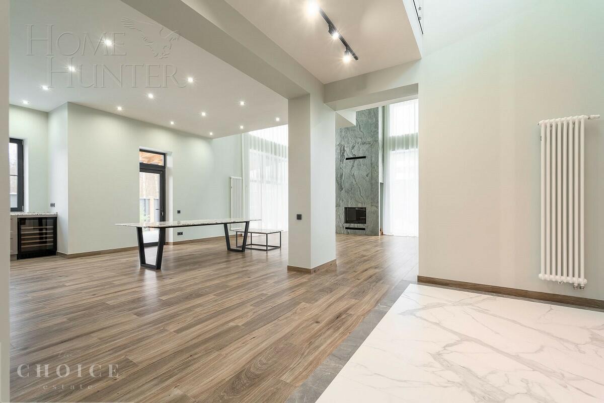 2-этажный коттедж 290 м² с отделкой